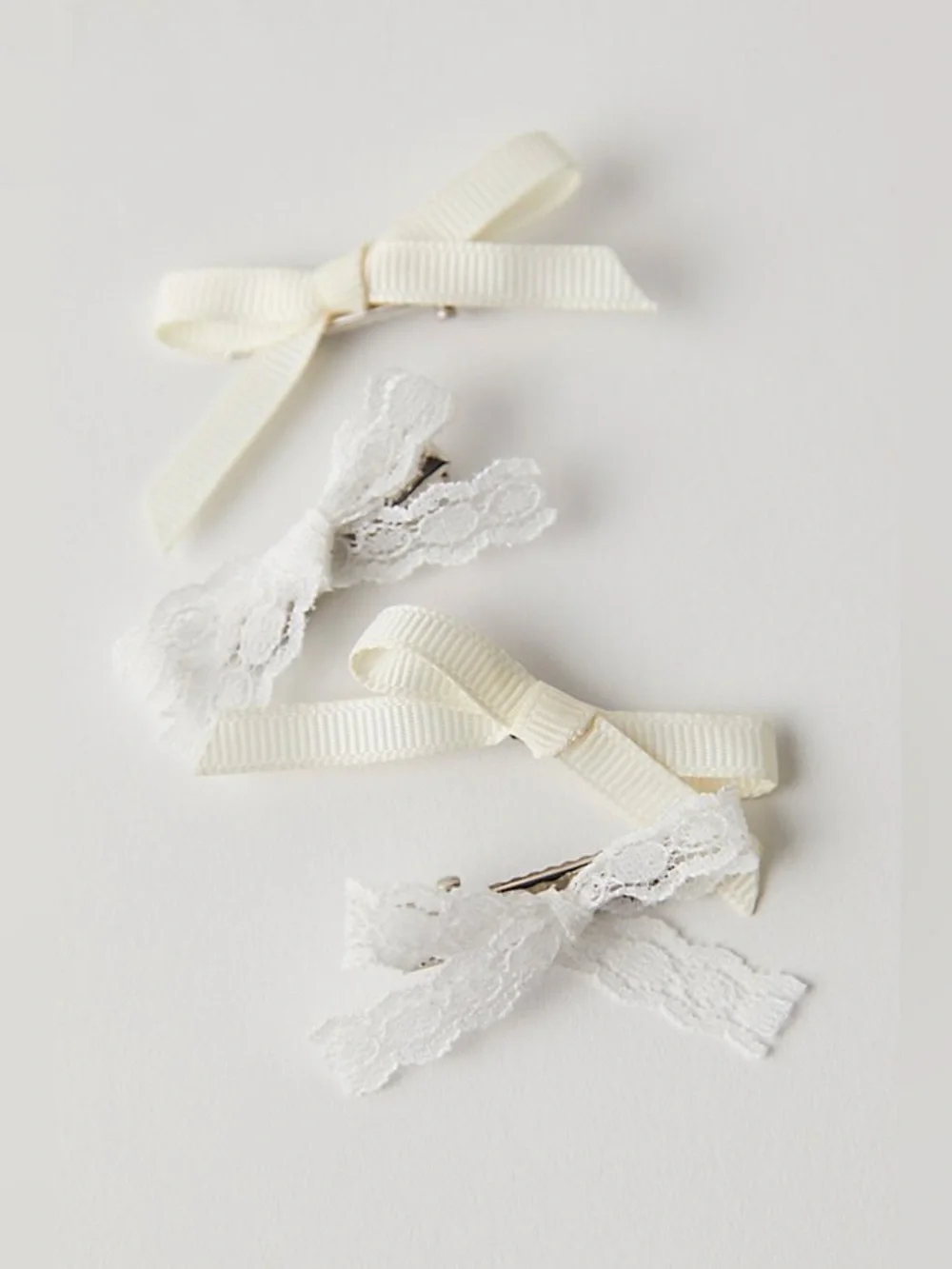 Free People Camryn Lace Bow Set Of 4 - White Ivory